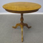 624 1313 PEDESTAL TABLE